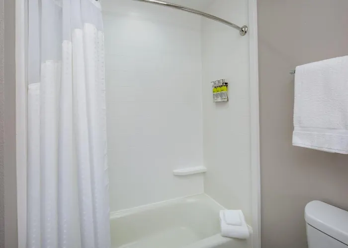 Hotel Express By Ihg