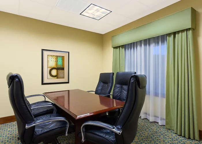 Hotel Express By Ihg 2*