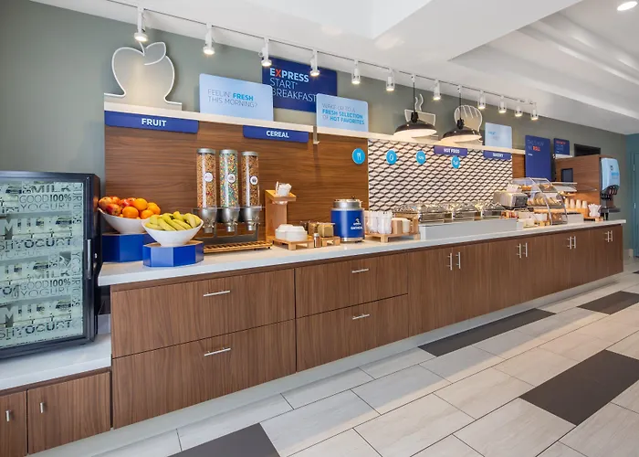 Express By Ihg Surprise