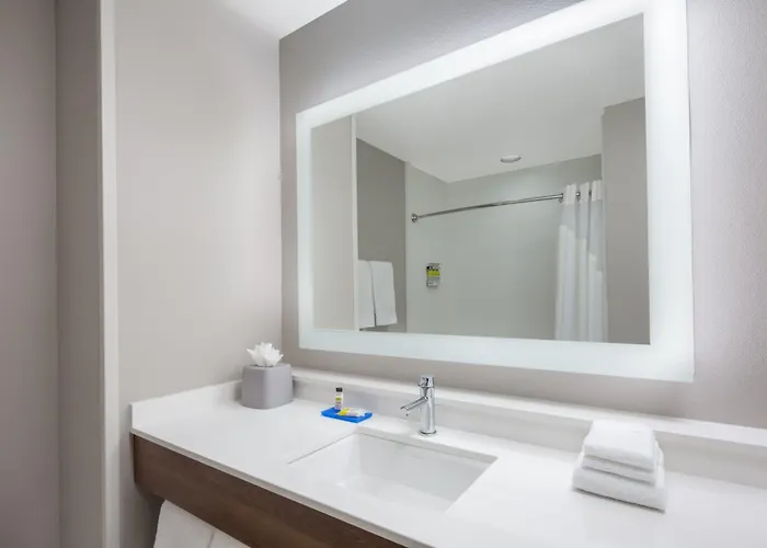 Hotel Express By Ihg 2*