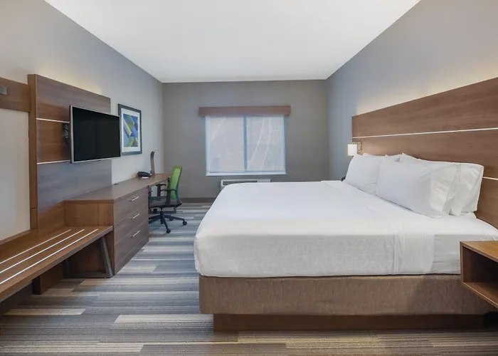 Hotel Express By Ihg Surprise